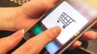 関連商品は利益率が高く販売できる。関連商材を価格競争せずに販売することでネットショップの利益を増やす