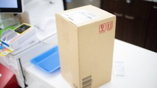 営業所留め、局留めなど自宅外に届ける方法｜日本郵便、ヤマト運輸、佐川急便の発送方法と特長
